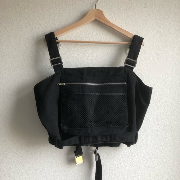 Fafatt Black Vest from Japan - Picture 2 of 2